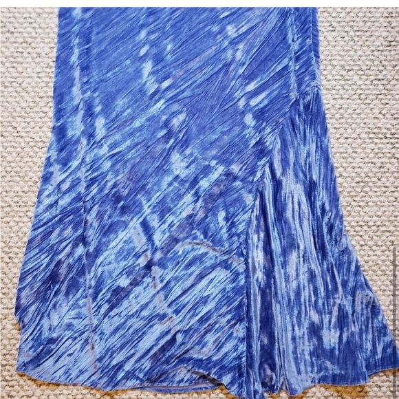 Free People Crushed Velvet Maxi Skirt - Picture 4 of 5